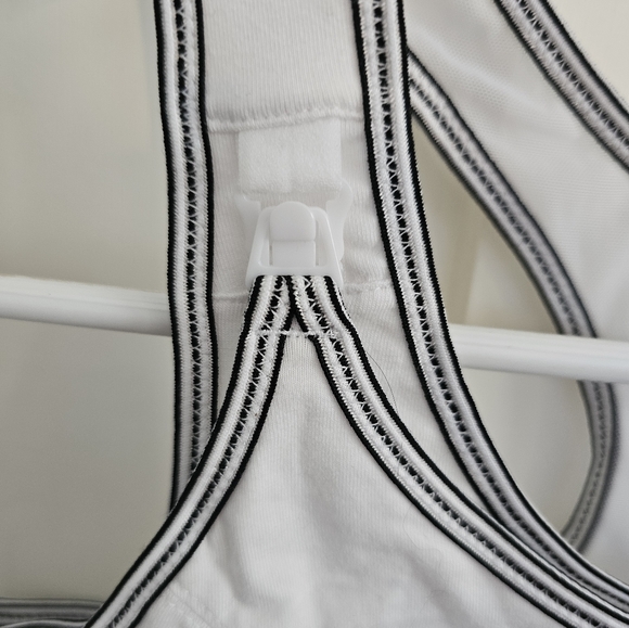 Leading Lady Nursing/Pumping Bra - Picture 2 of 8